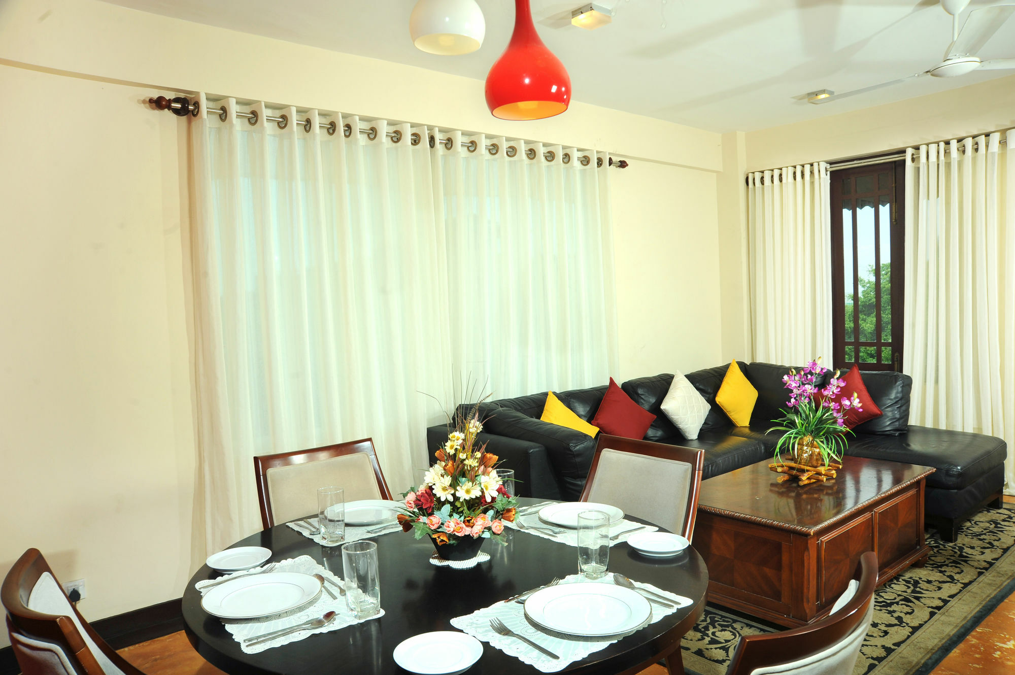 Prestige Court Residencies Hotell Dehiwala-Mount Lavinia Exteriör bild