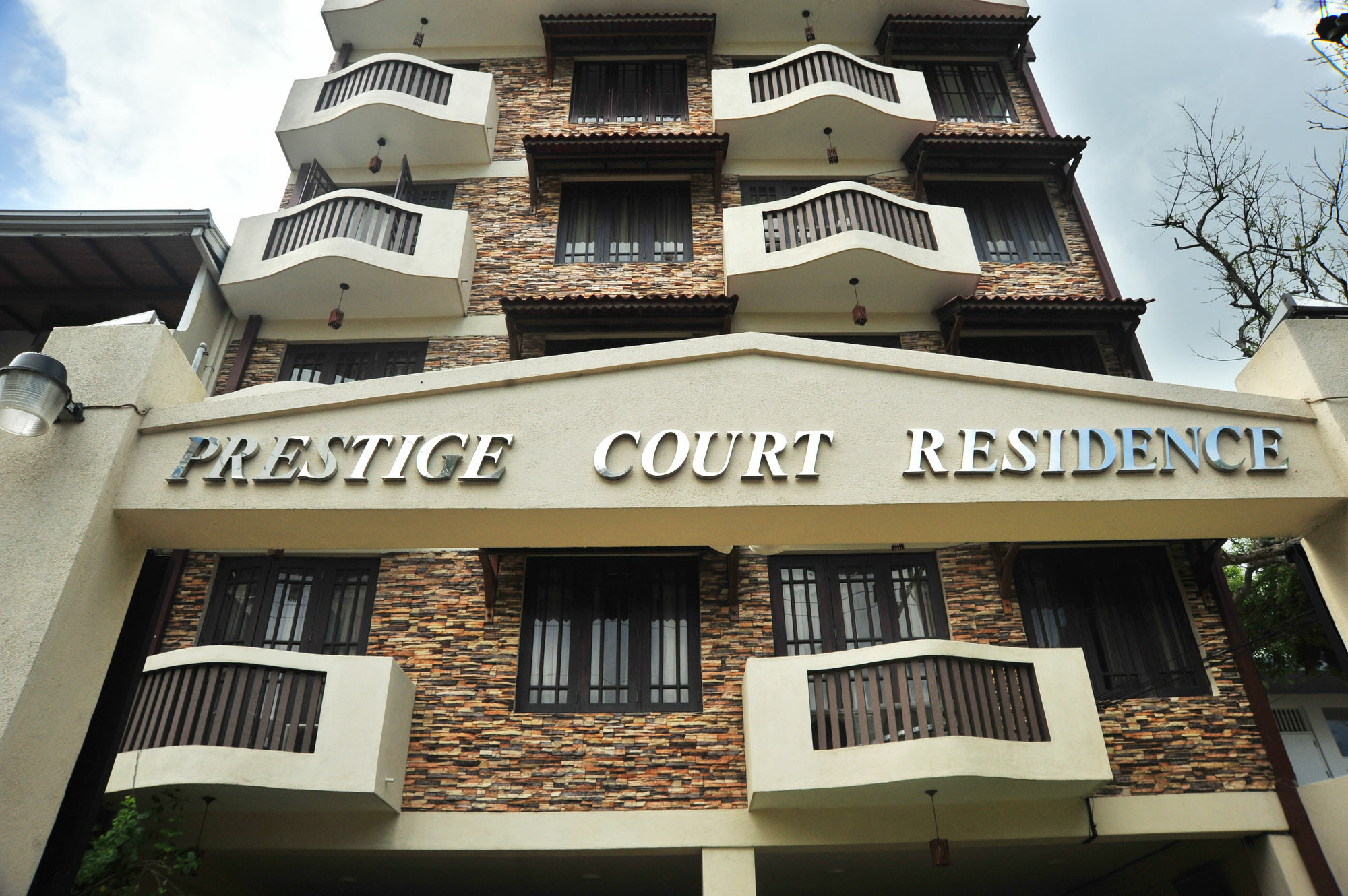 Prestige Court Residencies Hotell Dehiwala-Mount Lavinia Exteriör bild