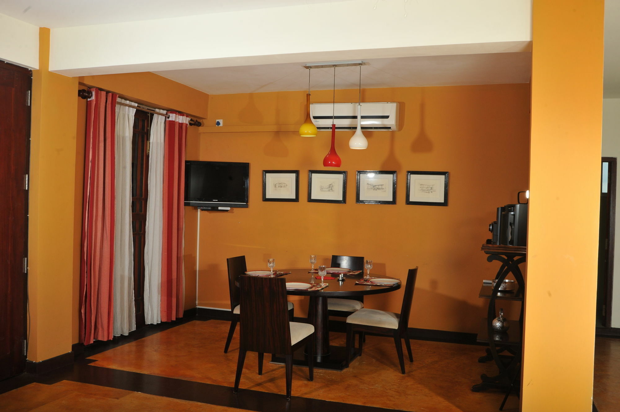 Prestige Court Residencies Hotell Dehiwala-Mount Lavinia Exteriör bild